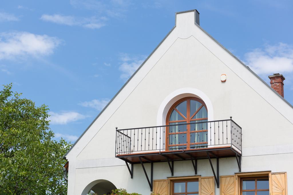 Figula Vendeghaz Hotel Balatonfured Ngoại thất bức ảnh
